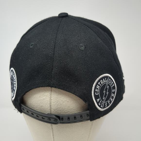 Justice League Gotham City Athletics Snapback 5 Panel Cap Black OS Embroidered - Picture 6 of 9